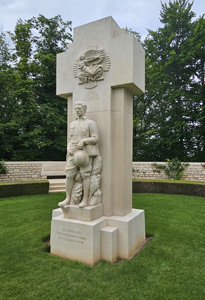 Sculpture of Young American Officer photo